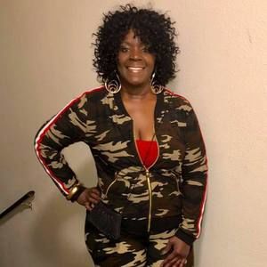 Meet your Posher, Kimberly